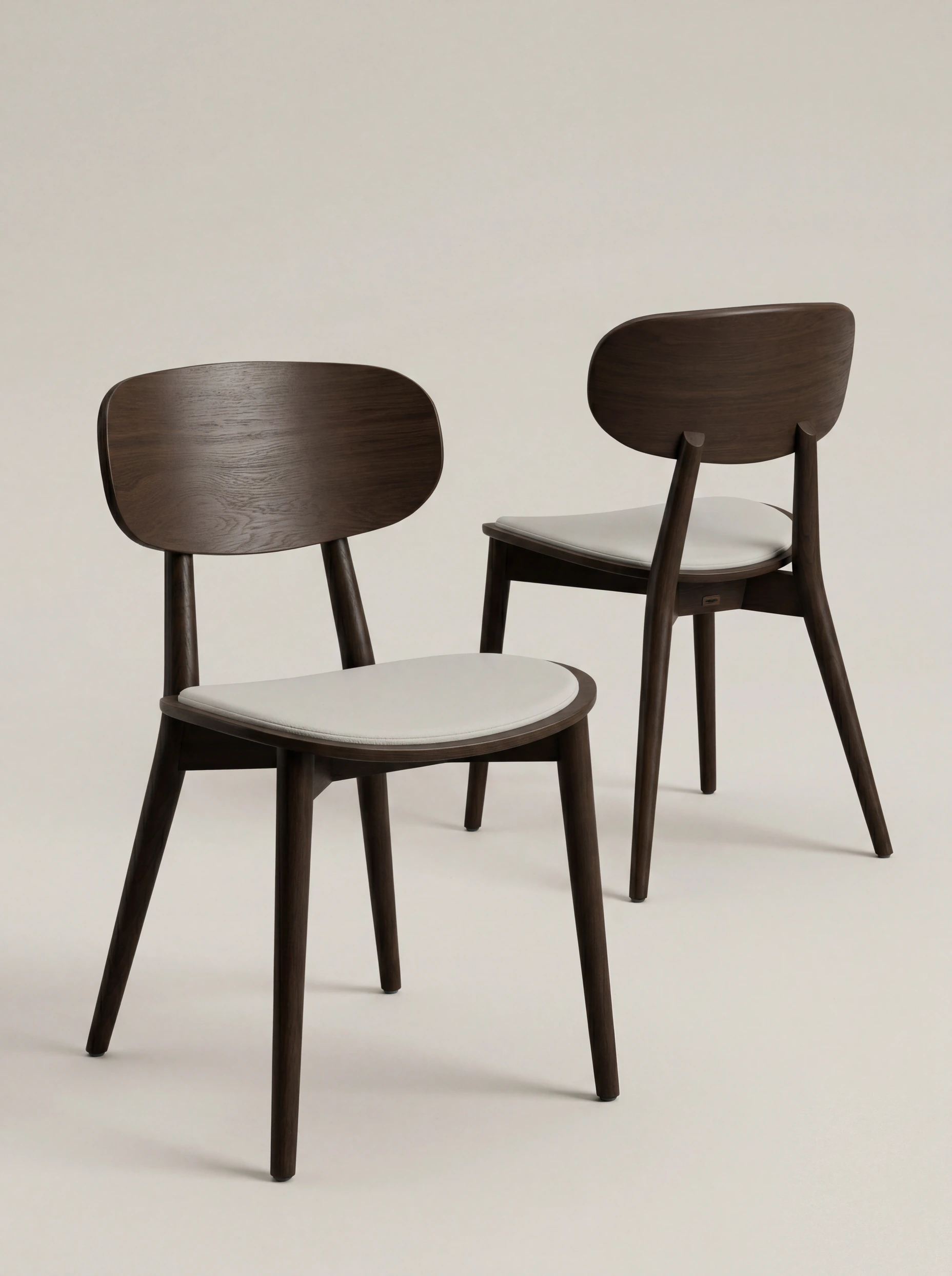 Side chair in Wood