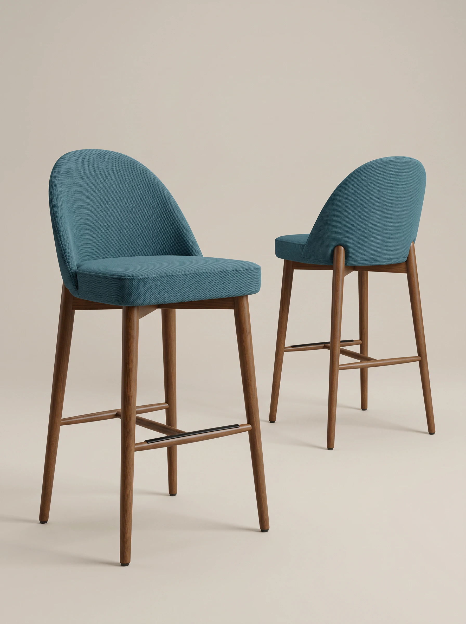 Bar stool in Wood